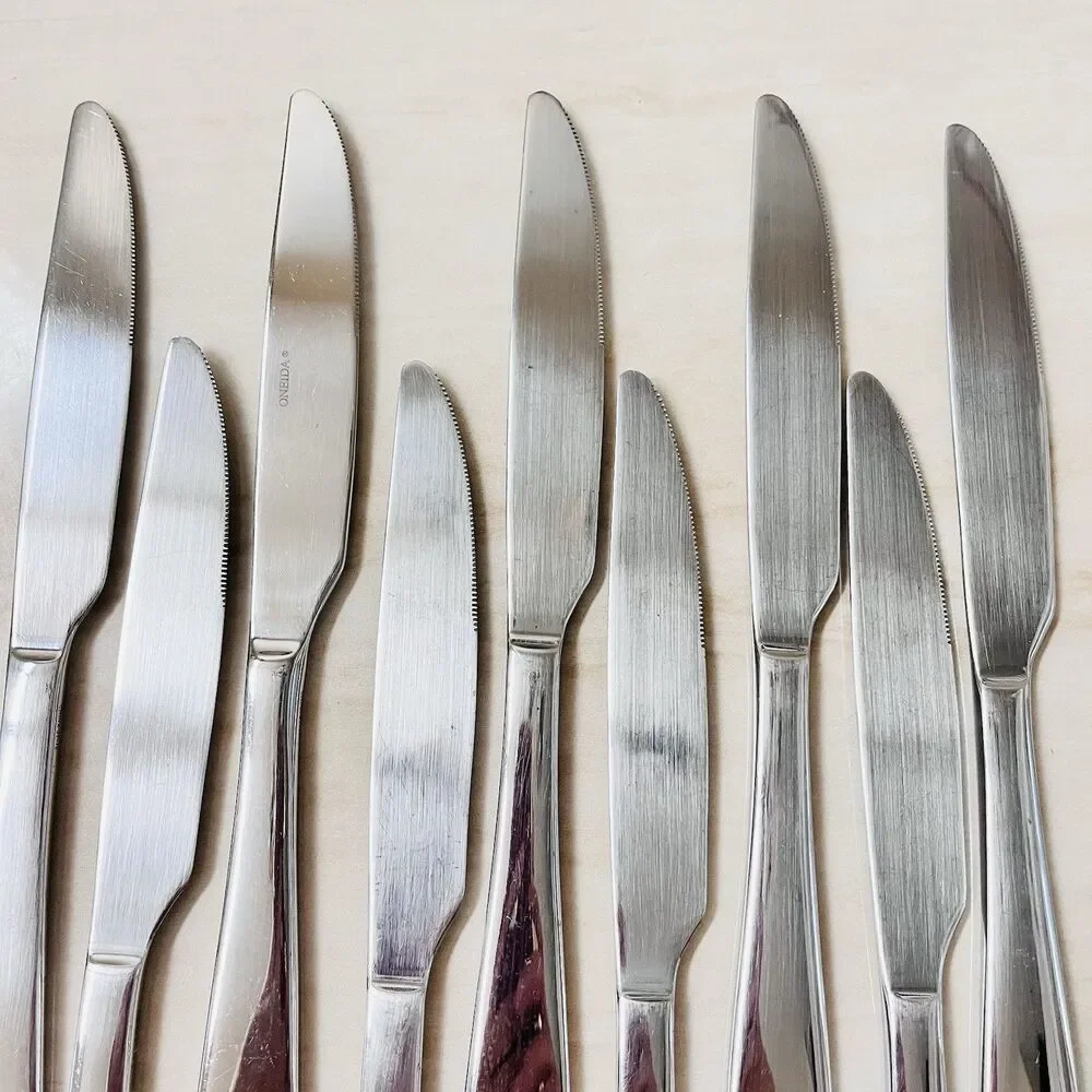 9pc ONEIDA OHS497 Dinner Knife 9 1/2” Stainless Ridged Heel Flat Tip Glossy